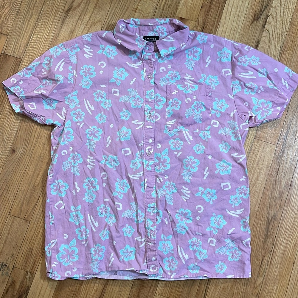Hawaiian Button Up Shirt with pocket